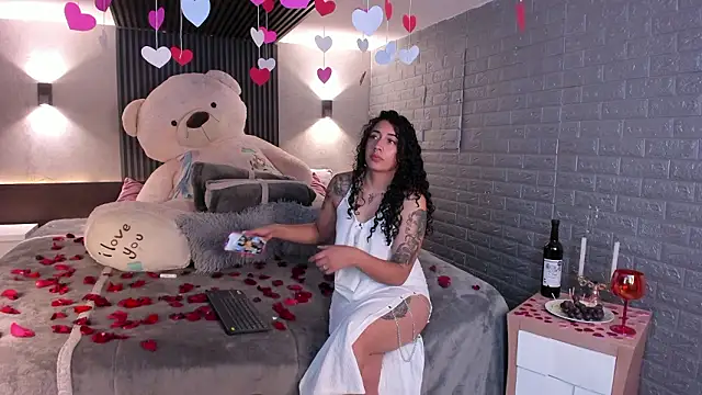 Magic ivone online show from February 2026 12:13:02 PM