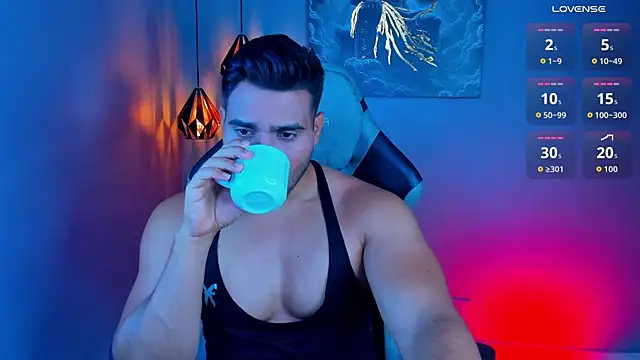 AndresRodriguez1 online show from May 2026 08:47:01 PM