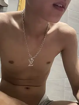 Snapshot of tuncube chatting on March 2026 05:07:01 PM tuncube online show from March 2026 05:07:01 PM