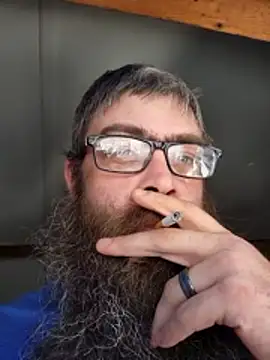 fishkeeper85 online show from February 2026 07:01:02 PM