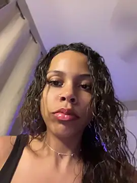 Petite Baddie online show from August 2026 04:48:01 AM