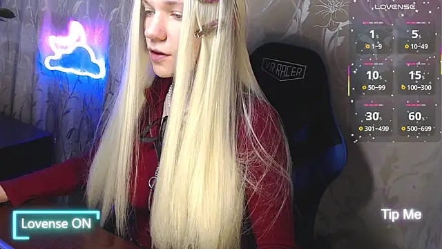 Shiny Victoria online show from March 2026 09:02:02 AM