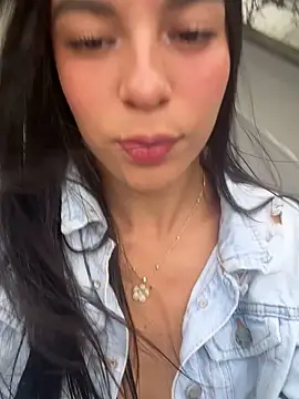 Snapshot of NaniBlossomX chatting on March 2026 10:25:01 PM NaniBlossomX online show from March 2026 10:25:01 PM