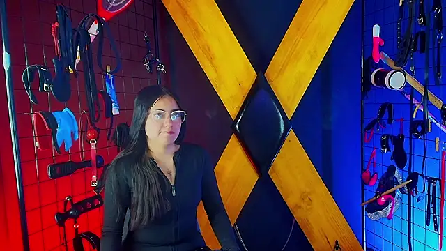 Snapshot of Candyqueen_bdsm_ chatting on March 2026 03:39:02 PM Candyqueen bdsm online show from March 2026 03:39:02 PM