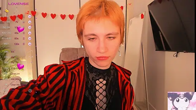 AutumnWhisper online show from March 2026 09:28:01 PM