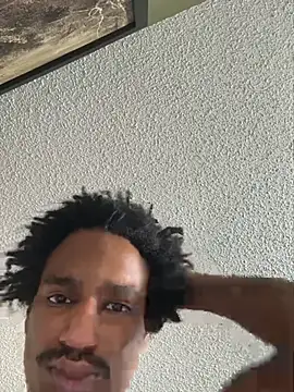 Tyeyoungg online show from February 2026 06:06:02 PM