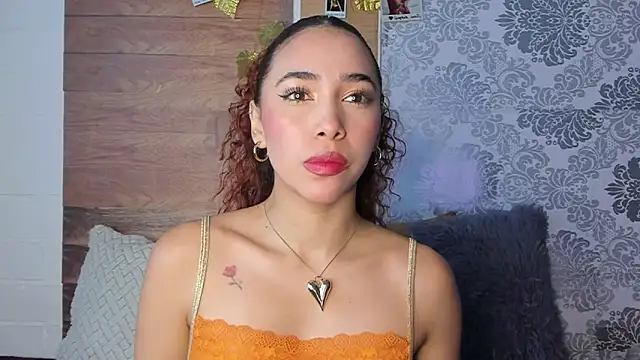 LiaHansson00 online show from April 2026 04:11:01 PM