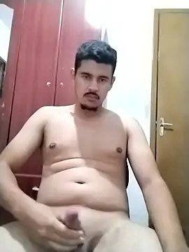 joaonovinho662 online show from February 2026 02:32:01 AM