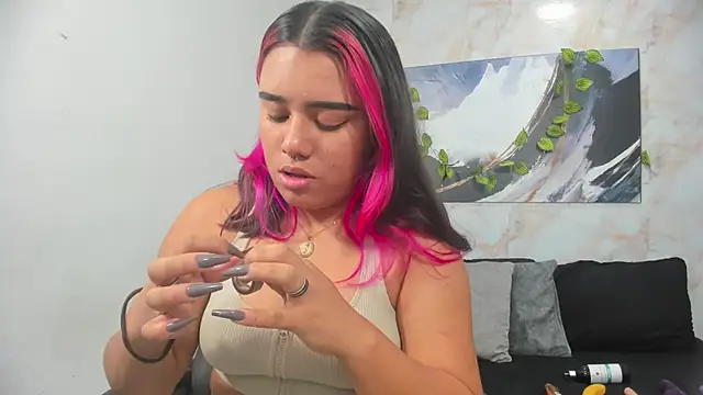 Lilith traviis online show from March 2026 10:32:02 AM