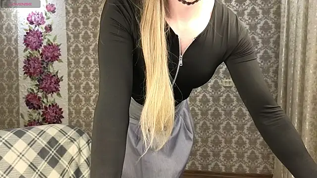 Anna inHear online show from June 2026 06:45:02 PM
