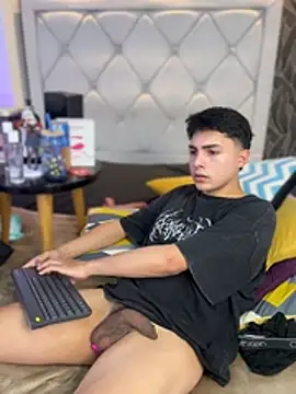 Samu Hott online show from March 2026 02:04:02 AM