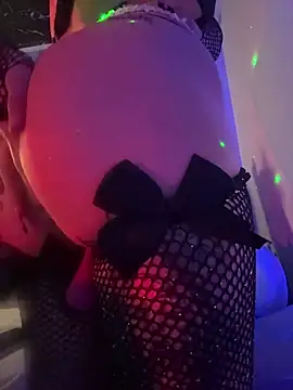 Maaddy LS online show from March 2026 07:53:02 PM