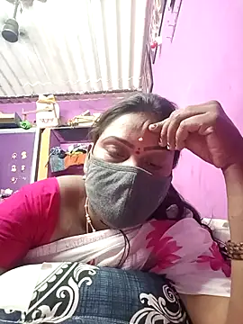Snapshot of Tamil_Hot_Nisha chatting on April 2026 06:28:02 AM Tamil Hot Nisha online show from April 2026 06:28:02 AM