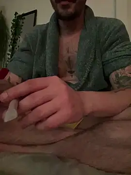 Snapshot of Piratee666 chatting on February 2026 10:42:01 PM Piratee666 online show from February 2026 10:42:01 PM