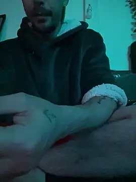 Snapshot of Piratee666 chatting on March 2026 11:18:01 PM Piratee666 online show from March 2026 11:18:01 PM