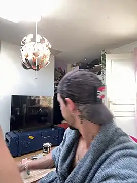 Snapshot of Piratee666 chatting on March 2026 09:04:01 AM Piratee666 online show from March 2026 09:04:01 AM