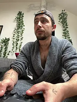 Snapshot of Piratee666 chatting on March 2026 08:44:02 AM Piratee666 online show from March 2026 08:44:02 AM