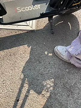 Snapshot of Piratee666 chatting on March 2026 09:35:01 AM Piratee666 online show from March 2026 09:35:01 AM