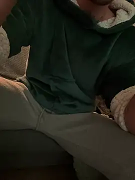 Snapshot of Piratee666 chatting on March 2026 11:21:02 PM Piratee666 online show from March 2026 11:21:02 PM