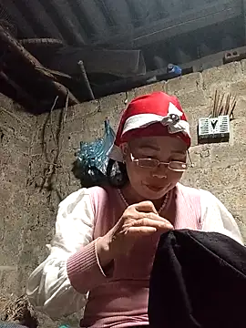 lena-cute online show from February 2026 12:37:02 PM