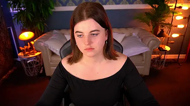 KristiFoxy online show from June 2026 12:30:01 PM