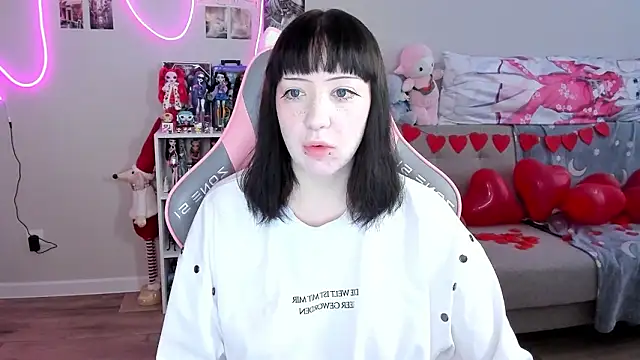 MollysLand online show from February 2026 09:26:01 AM