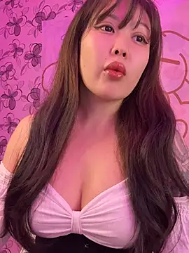 YukiiTYAN online show from February 2026 01:36:02 PM