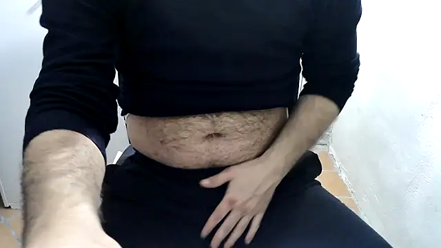 ItalianDaddyBear online show from February 2026 10:47:01 PM