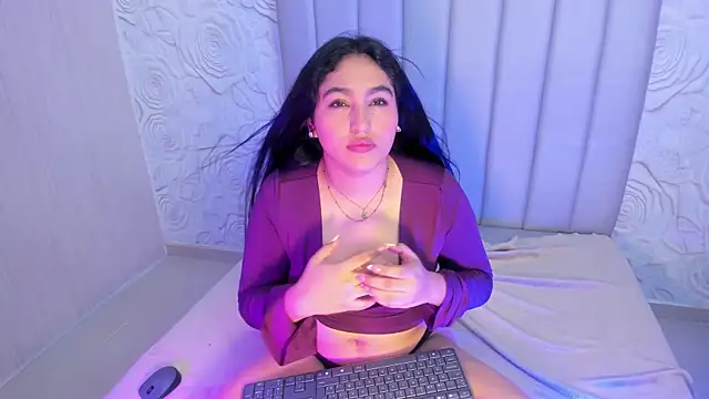 Snapshot of Lya_dubois_ chatting on April 2026 09:10:02 PM Lya dubois online show from April 2026 09:10:02 PM