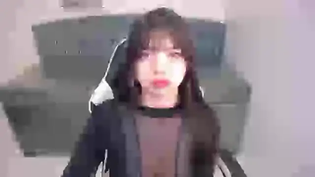 elizabeth t  online show from May 2026 01:16:01 PM