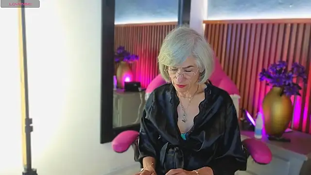 miss monserrate01 online show from May 2026 02:12:01 PM