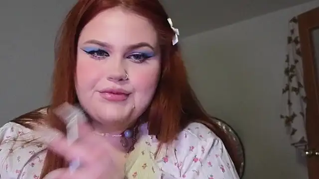 Snapshot of Gloria_Thomas chatting on February 2026 12:14:01 PM Gloria Thomas online show from February 2026 12:14:01 PM