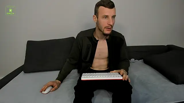 Deymond Russo online show from February 2026 10:35:02 PM