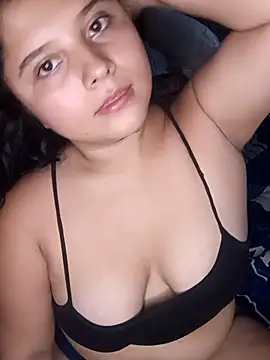 Snapshot of Salome_Vivas chatting on April 2026 05:04:02 PM Salome Vivas online show from April 2026 05:04:02 PM
