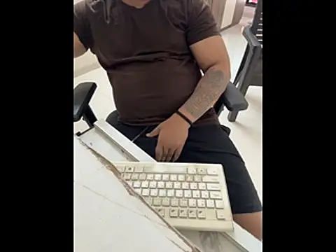 Rah0091 online show from February 2026 07:18:01 AM