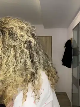 Maddy Beluci online show from April 2026 12:15:01 AM