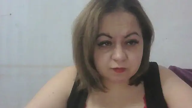 ElenaDivine online show from February 2026 06:00:02 PM