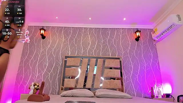 katherine sophia online show from March 2026 12:32:01 PM