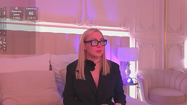 NicoleRays online show from February 2026 12:53:02 PM