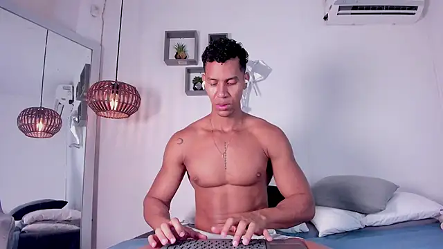 Royland Vega online show from February 2026 02:53:02 PM