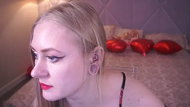 DramaQuenns online show from February 2026 07:24:01 AM