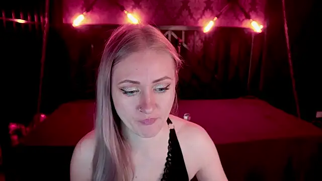 DramaQuenns online show from April 2026 06:03:01 AM