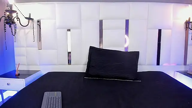 Snapshot of Magic_zahara chatting on February 2026 04:07:01 AM Magic zahara online show from February 2026 04:07:01 AM