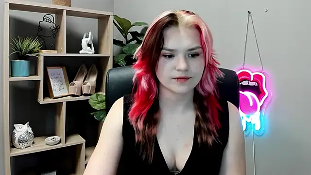 SweetLilyxo online show from June 2026 06:45:02 AM