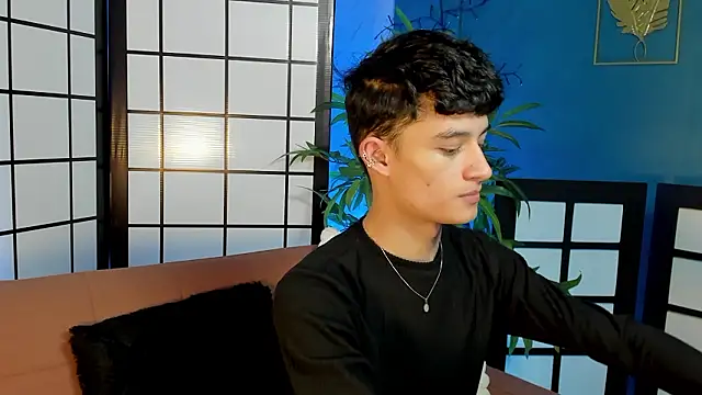 Snapshot of Patrick_Howland_ chatting on March 2026 03:34:01 AM Patrick Howland online show from March 2026 03:34:01 AM