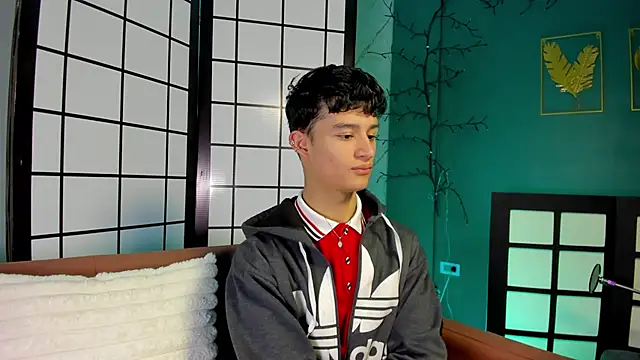 Snapshot of Patrick_Howland_ chatting on March 2026 03:34:01 AM Patrick Howland online show from March 2026 03:34:01 AM