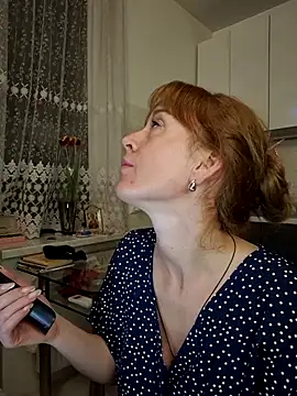 Snapshot of LanaBananaa_ chatting on March 2026 09:21:02 PM LanaBananaa online show from March 2026 09:21:02 PM