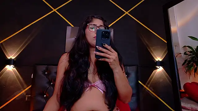 serena kournikova online show from March 2026 08:59:02 PM