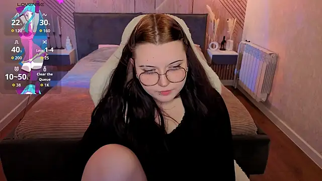 Kira G0ld online show from July 2026 05:08:02 PM