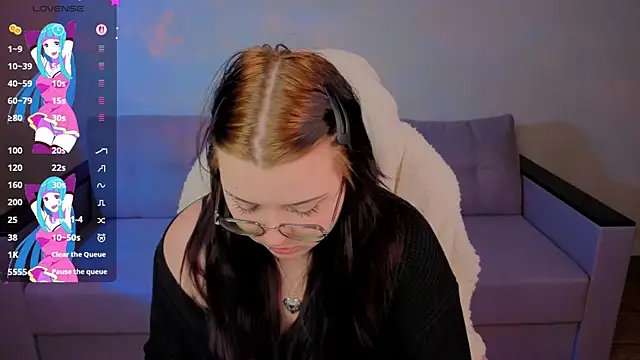 Kira G0ld online show from July 2026 05:06:01 PM